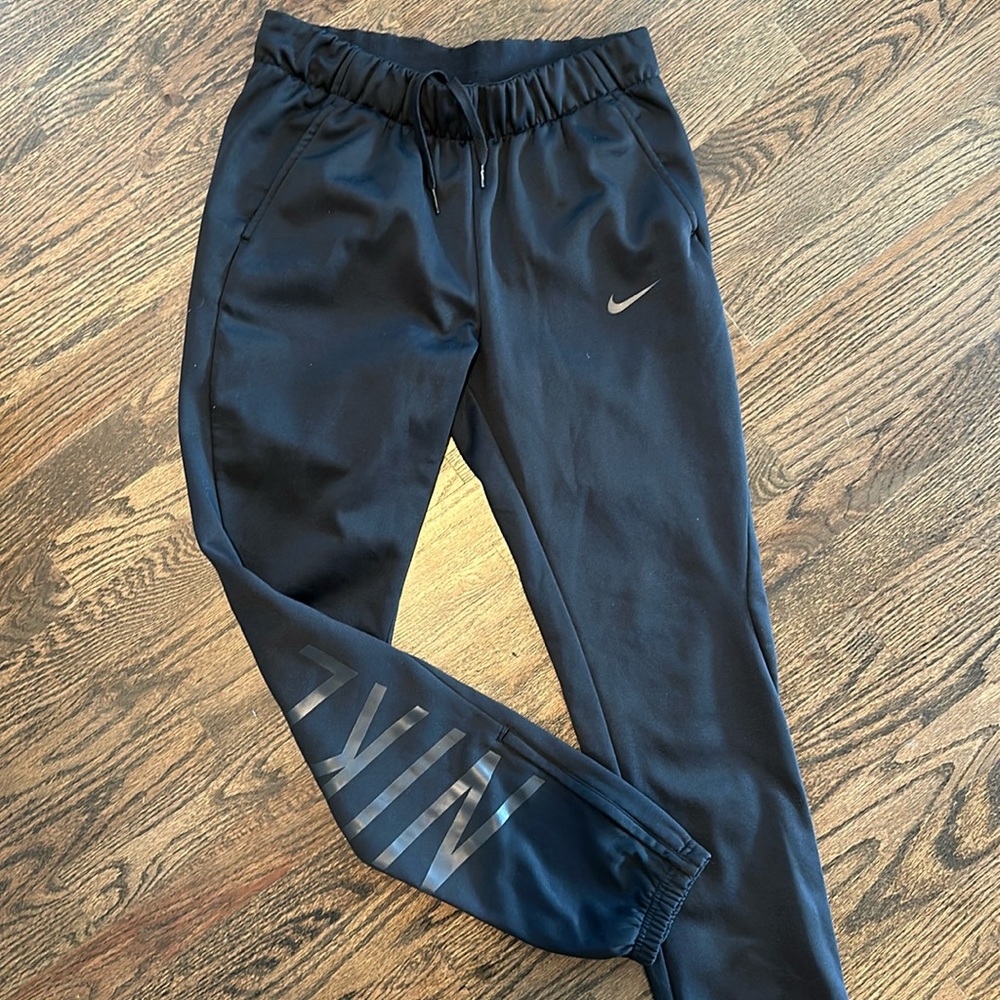 Nike joggers